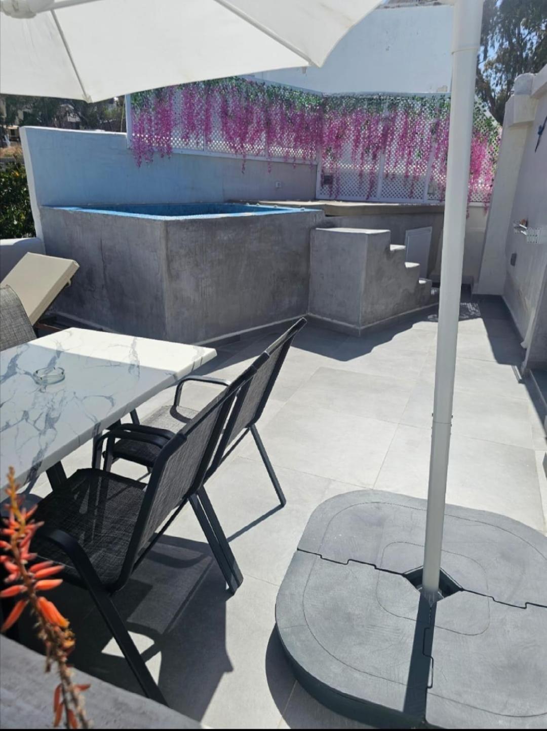 The Muses Of Santorini Private Jacuzzi Suites Vóthon 객실 사진